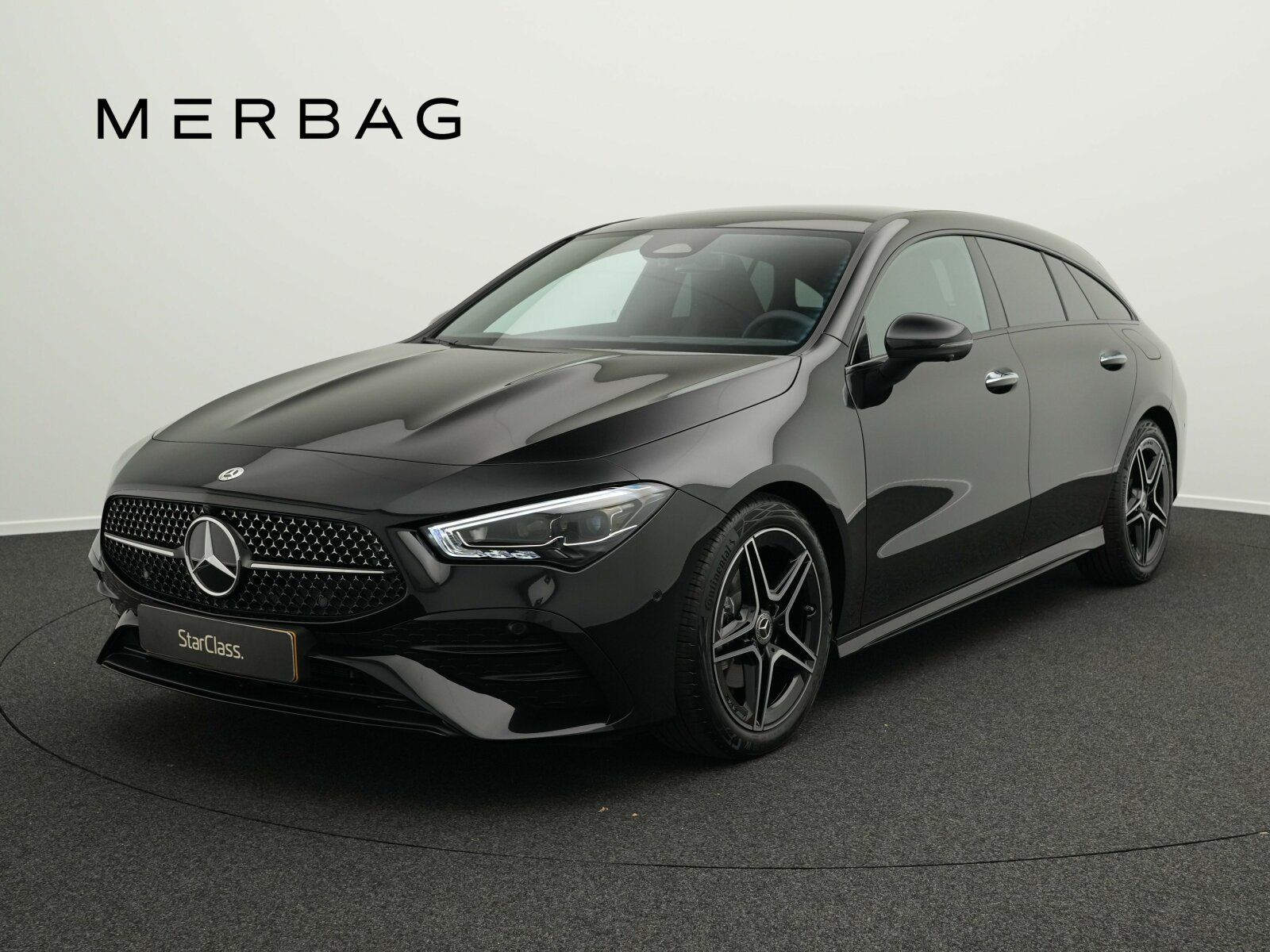 MERCEDES-BENZ CLA 180 Shooting Brake