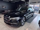 BMW 520i Touring*AUTOMATIK*360°*NAVI*BMW LIVE*AMBIEN - BMW 520 in Essen