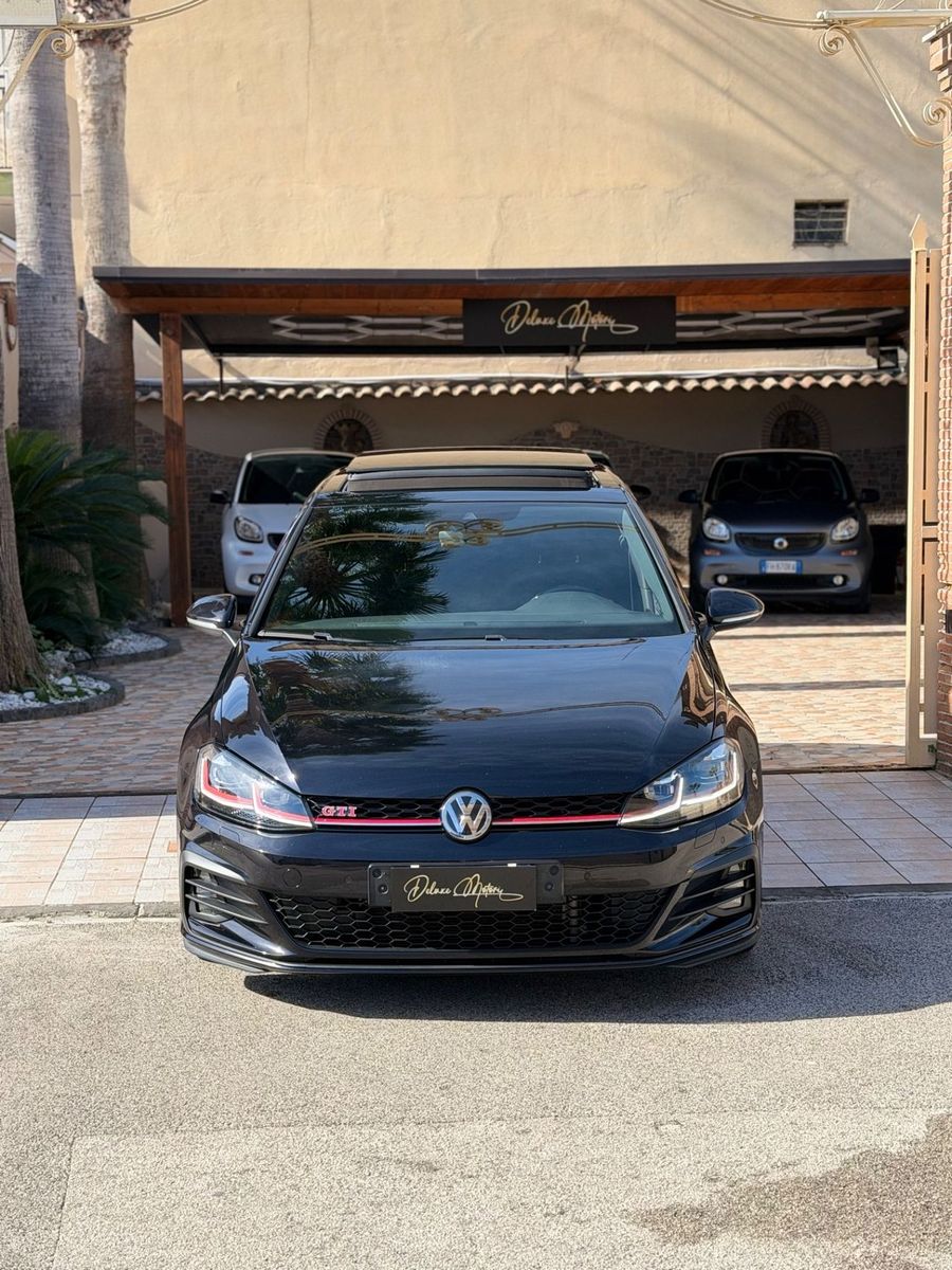 Volkswagen Golf GTI Performance 2.0 245 CV TSI D imagem 2