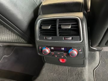 MYAUTOCENTER – Gebraucht- und Jahreswagen mit Werkstattservice in Pfaffenhofen Audi A6 Avant 3.0 TDI *1.Hand*Kamera*Navi*LED*Sline*