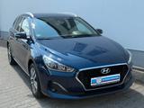Hyundai i30 cw Passion, AHZV, Tempomat, Apple CarPlay - Hyundai i30 in Halle
