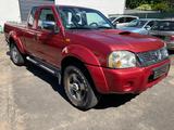 Nissan PickUp Pickup Doppelkabin LKW Zul 4X4Klima HUneu - Nissan PickUp: Geländewagen