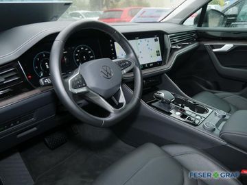 Volkswagen Touareg - 9