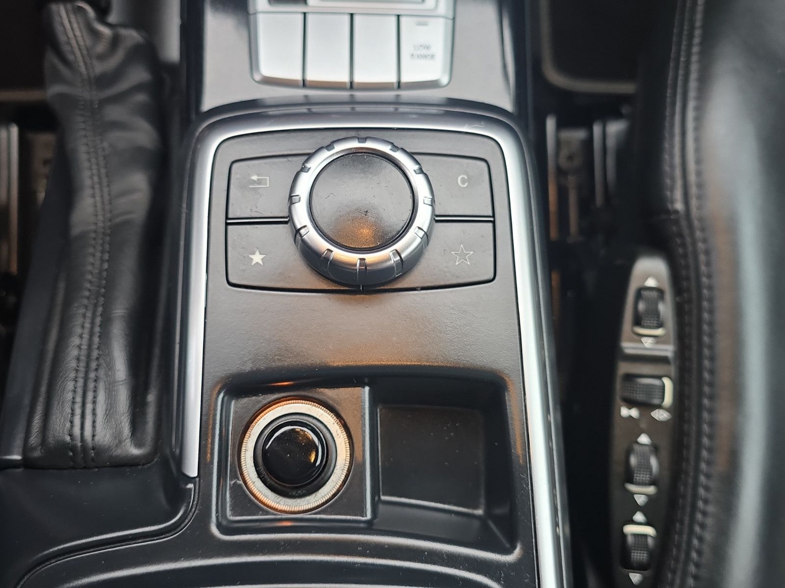 Fahrzeugabbildung Mercedes-Benz G 63 AMG G -Modell DESIGNO