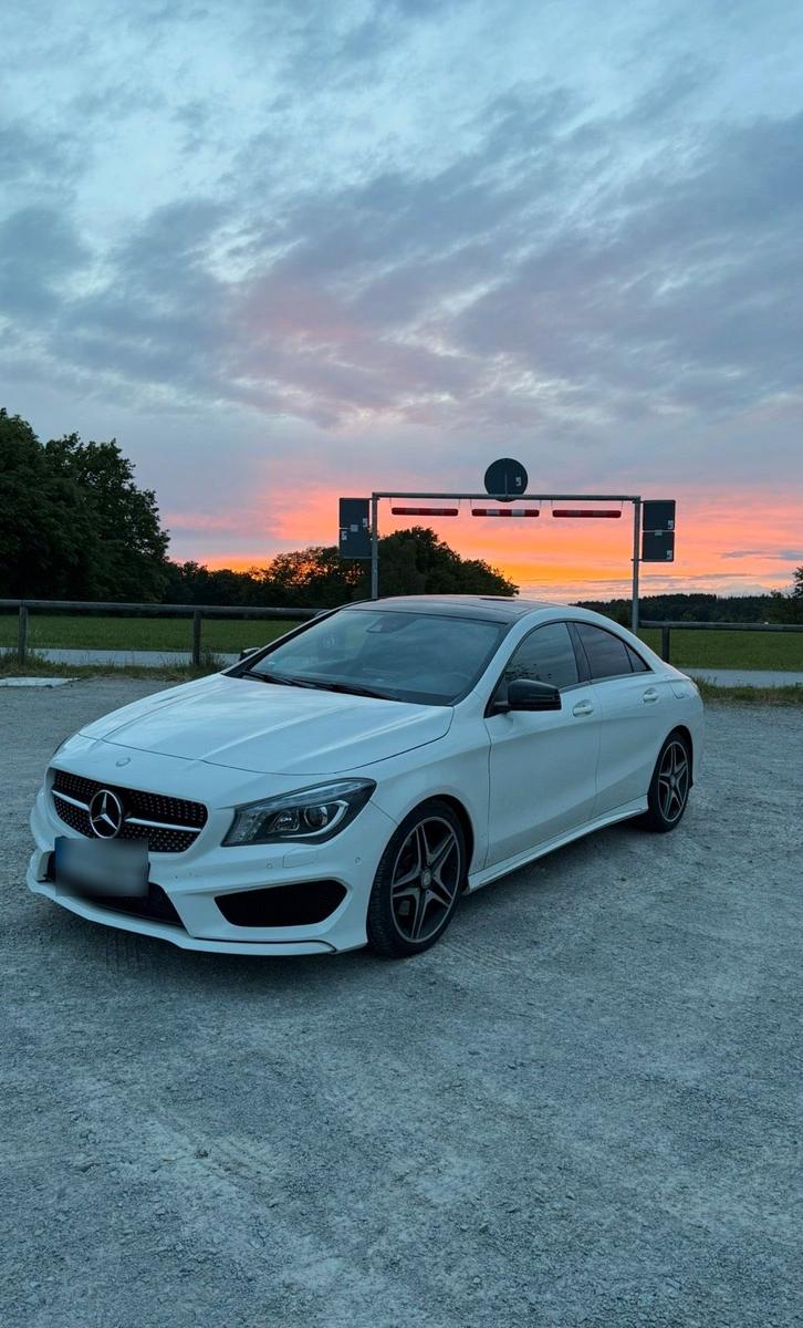 Mercedes-Benz CLA 220
