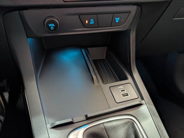 Ford Puma Titanium Automatik NEUES MODELL