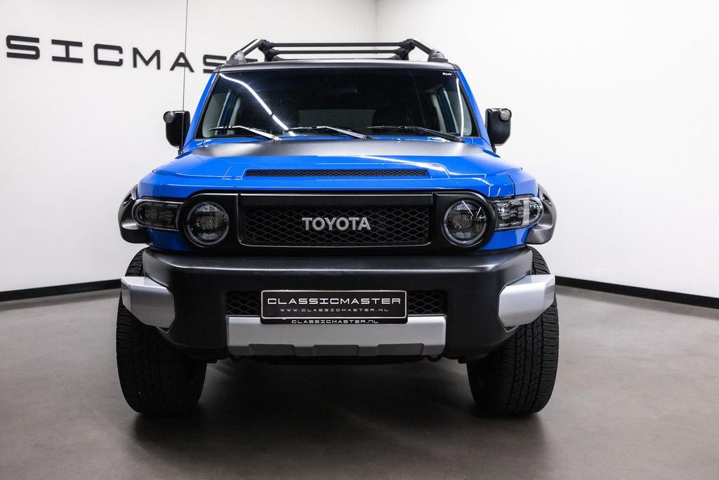 Toyota FJ