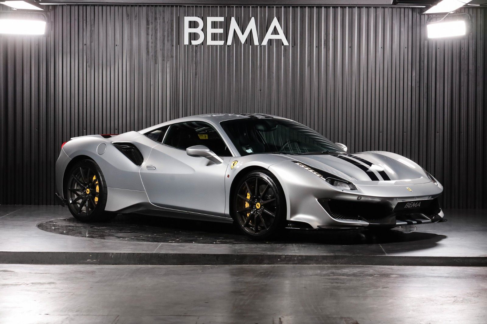 Ferrari 488 Pista GTB Pista Coupé DCT