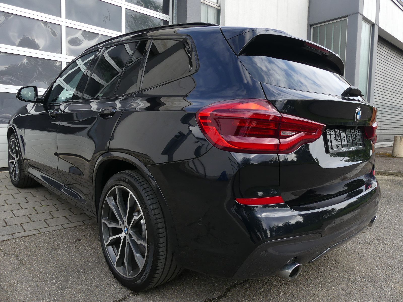 BMW X3 xDrive 30d M Sport Pano Virtual H&K AHK Kam foto 7