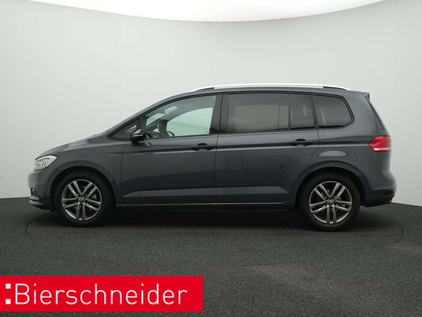 Volkswagen Touran 2.0 TDI DSG Active 7S. KAMERA ACC NAVI LE
