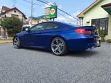 BMW M6 Coupe - blaue BMW M6