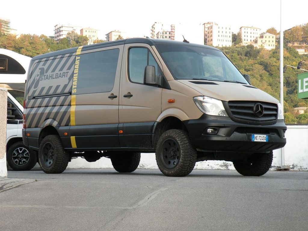 Image of Mercedes-Benz Sprinter