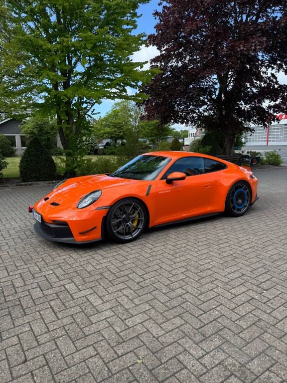 Image of Porsche 992