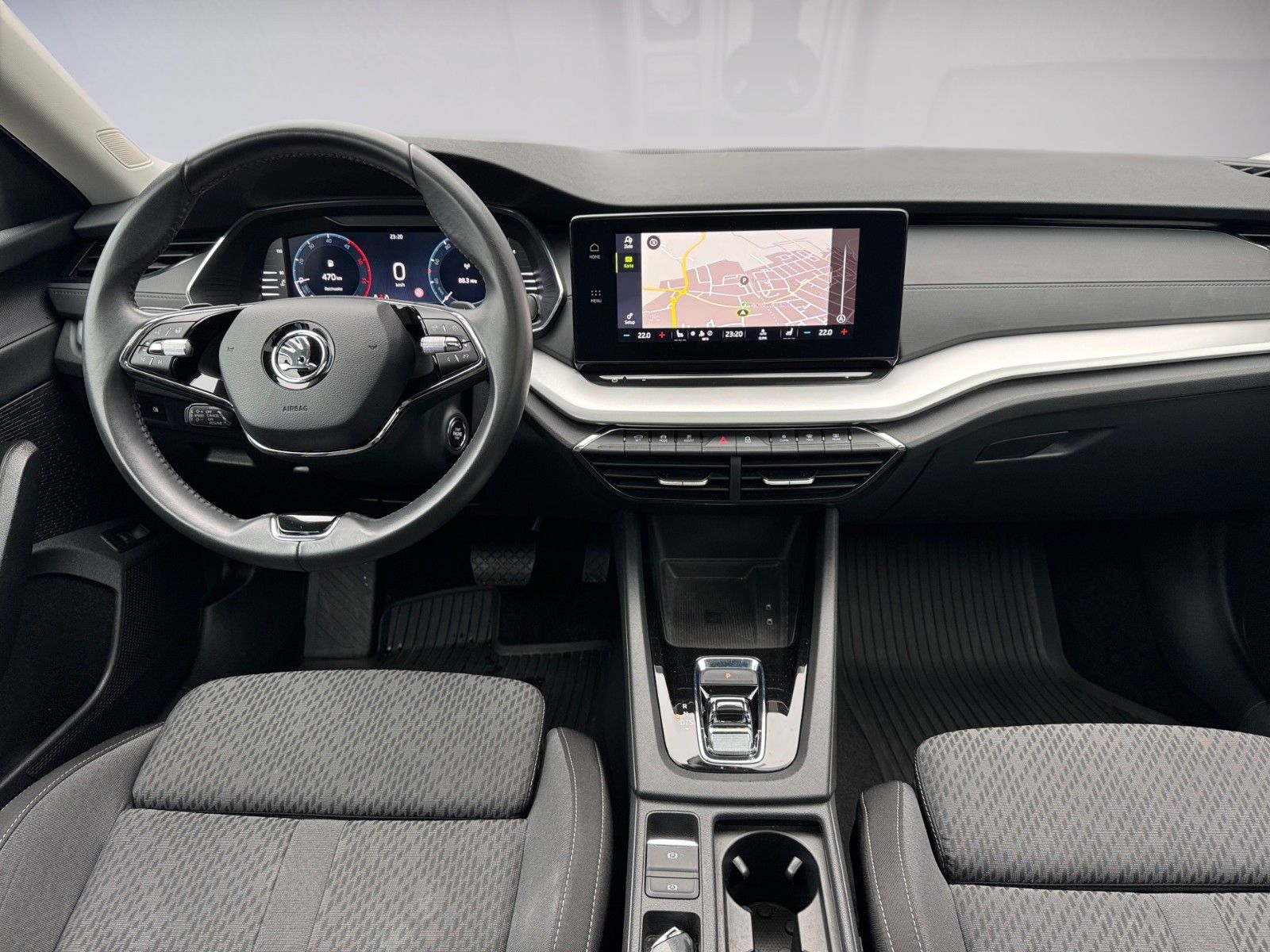 Fahrzeugabbildung SKODA Octavia Combi Ambition Clever 2.0 TDI