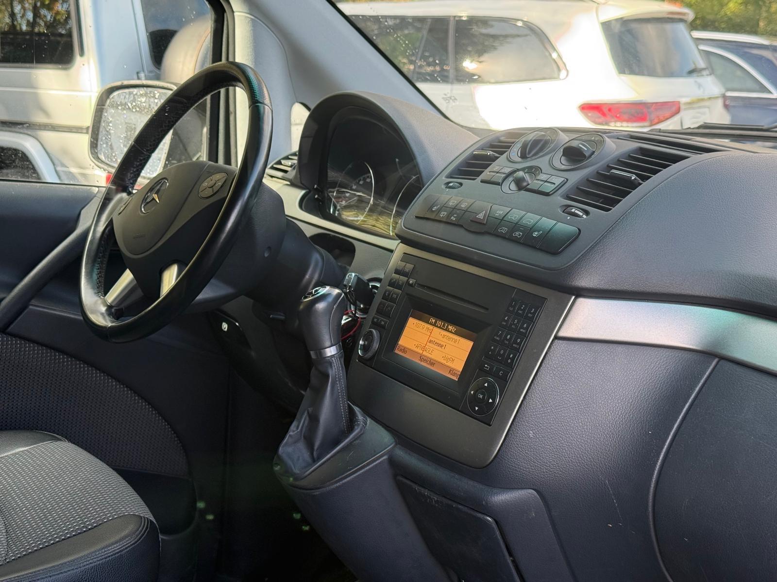 Mercedes-Benz Viano 2.2 CDI 4MATIC Compact Trend Edition | 163 ch | BVA | 6 places | Chauffage auxiliaire | Attelage | Sièges chauffants | Régulateur de vitesse