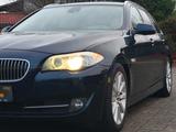 BMW 530*HuD*Softclose*Spur+Totwinkel Assist.*Distron - BMW 530 aus 2011: Kombi