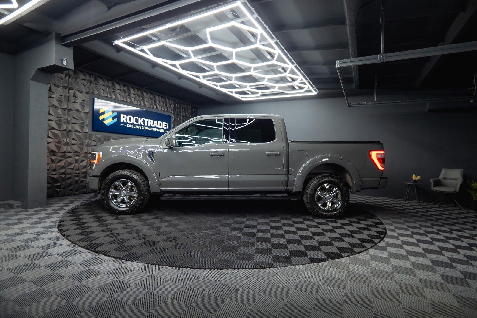 Fahrzeugabbildung Ford F150 5.0 V8 4x4 LARIAT RAPTOR SupCrew *360*B&O*