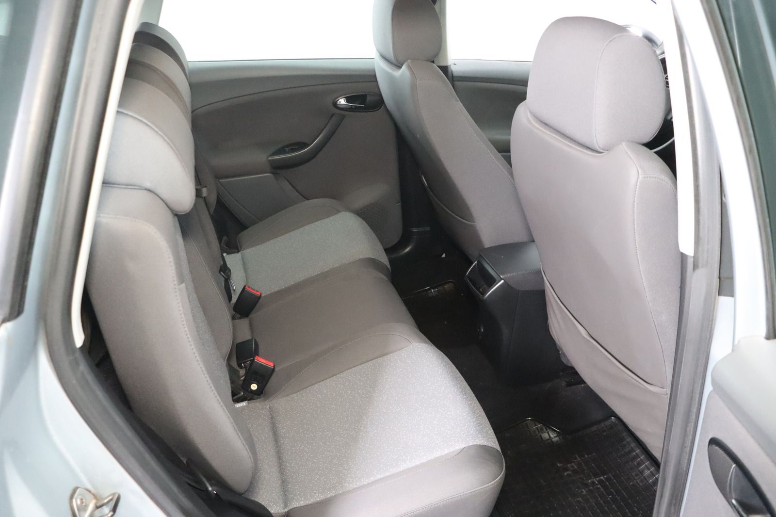 Fahrzeugabbildung SEAT Altea 1.6 * Klima * Einparkhilfe