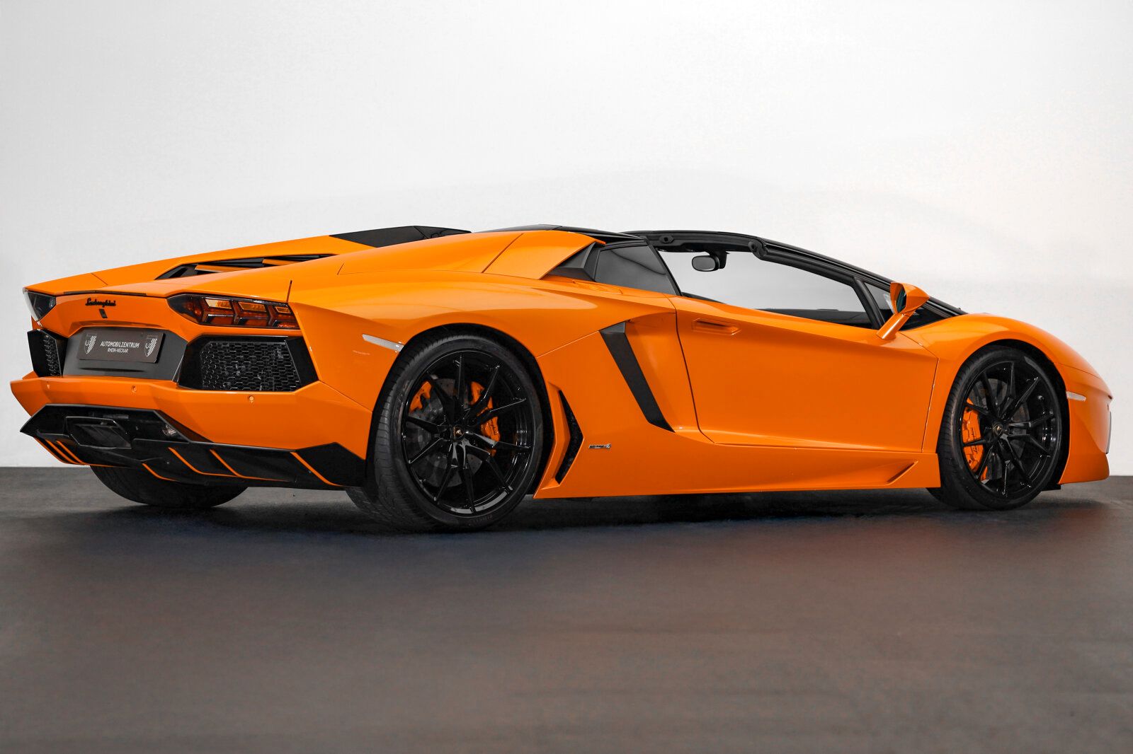Lamborghini Aventador - Bild 6