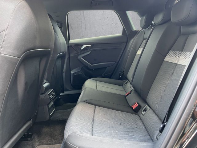A3 Sportback 35 1.5 TFSI S Bluetooth Navi LED
