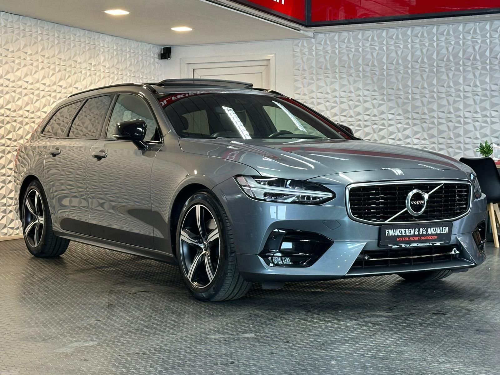 VOLVO V90 D4 R DESIGN* LED#SHZ#FH#PANO#ACC#NAV#KEYLESS - Image 2