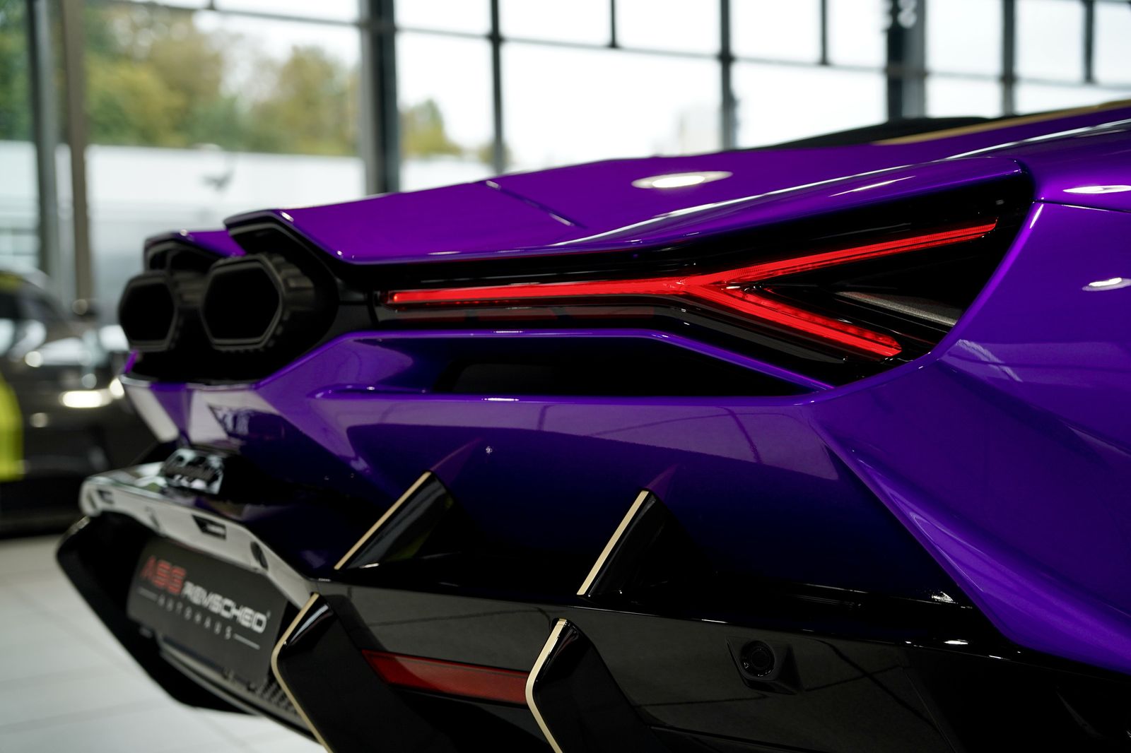 Lamborghini Revuelto