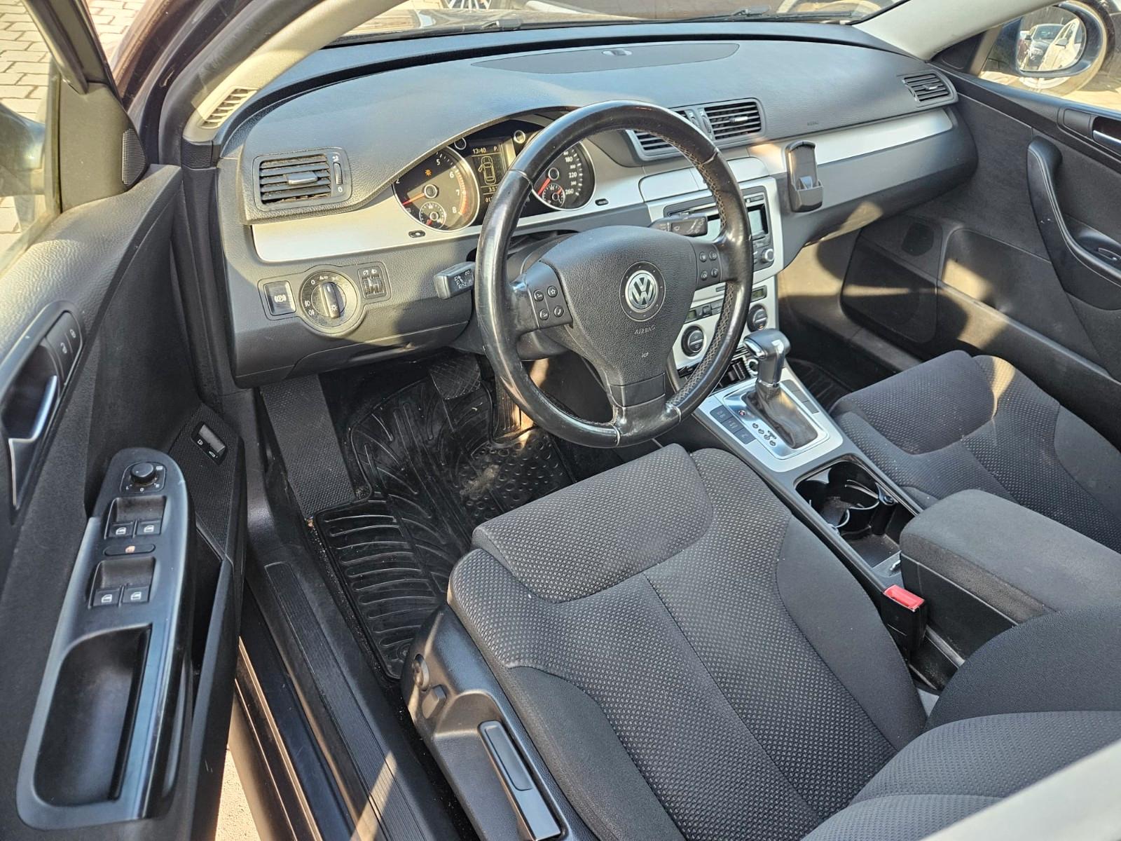 Volkswagen Passat 2009 — photo 12