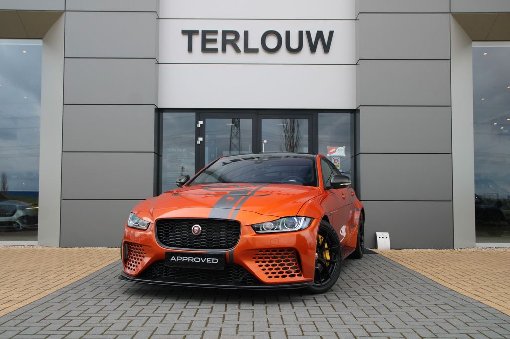 Jaguar XE