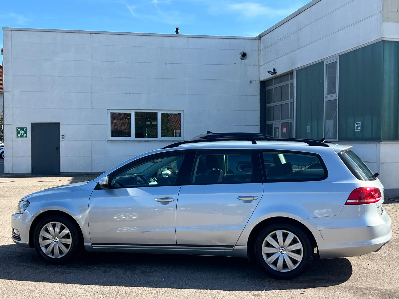 Volkswagen Passat 2012 — photo 6
