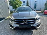 Mercedes-Benz GLA 200 AMG-LINE/AUT/NAVI/SHZ/TOTW - Mercedes-Benz GLA 200 Gebrauchtwagen in Stuttgart