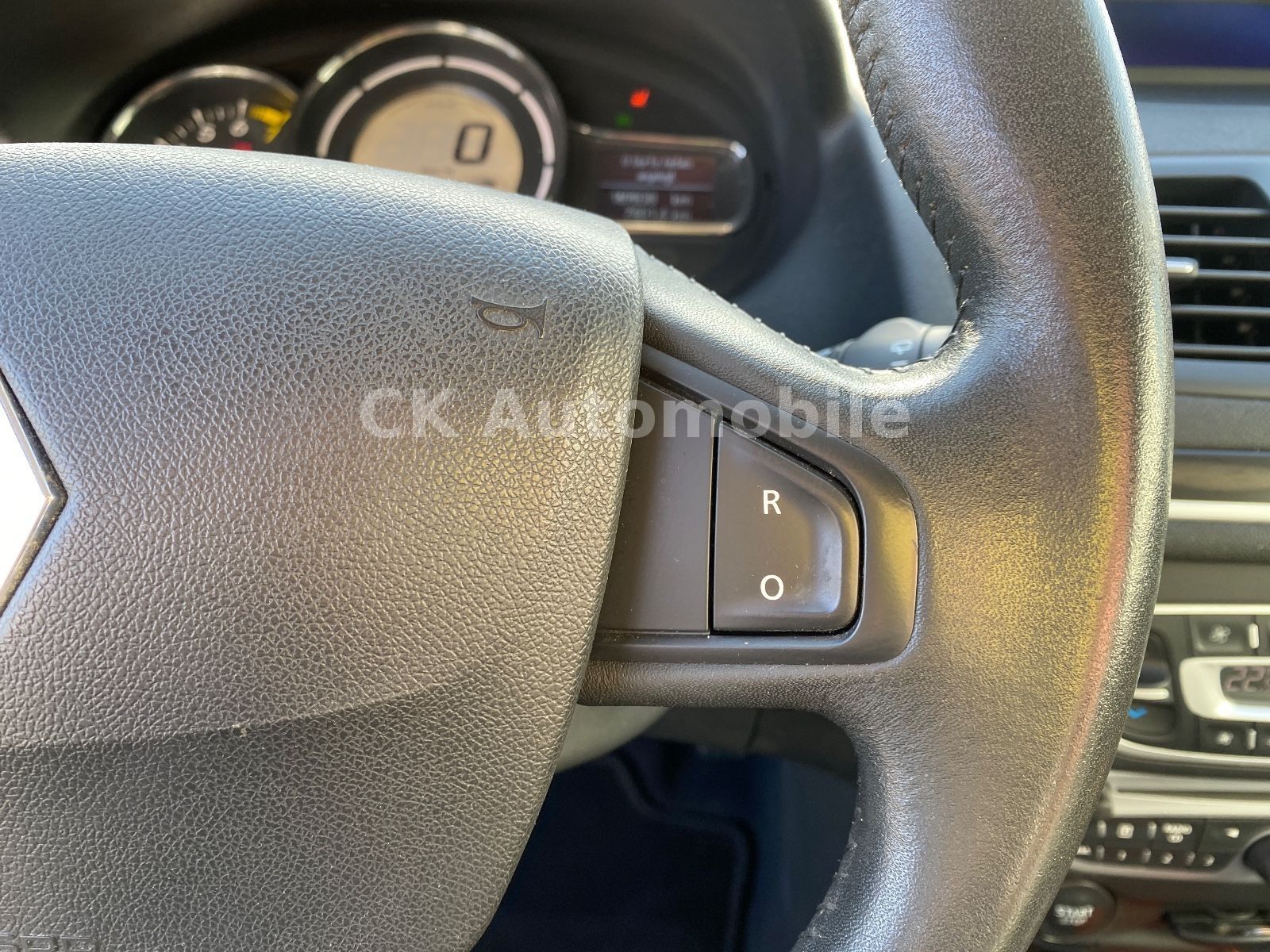 Fahrzeugabbildung Renault Megane III Coupe Luxe 2.0 Turbo/Bi-Xenon/PDC