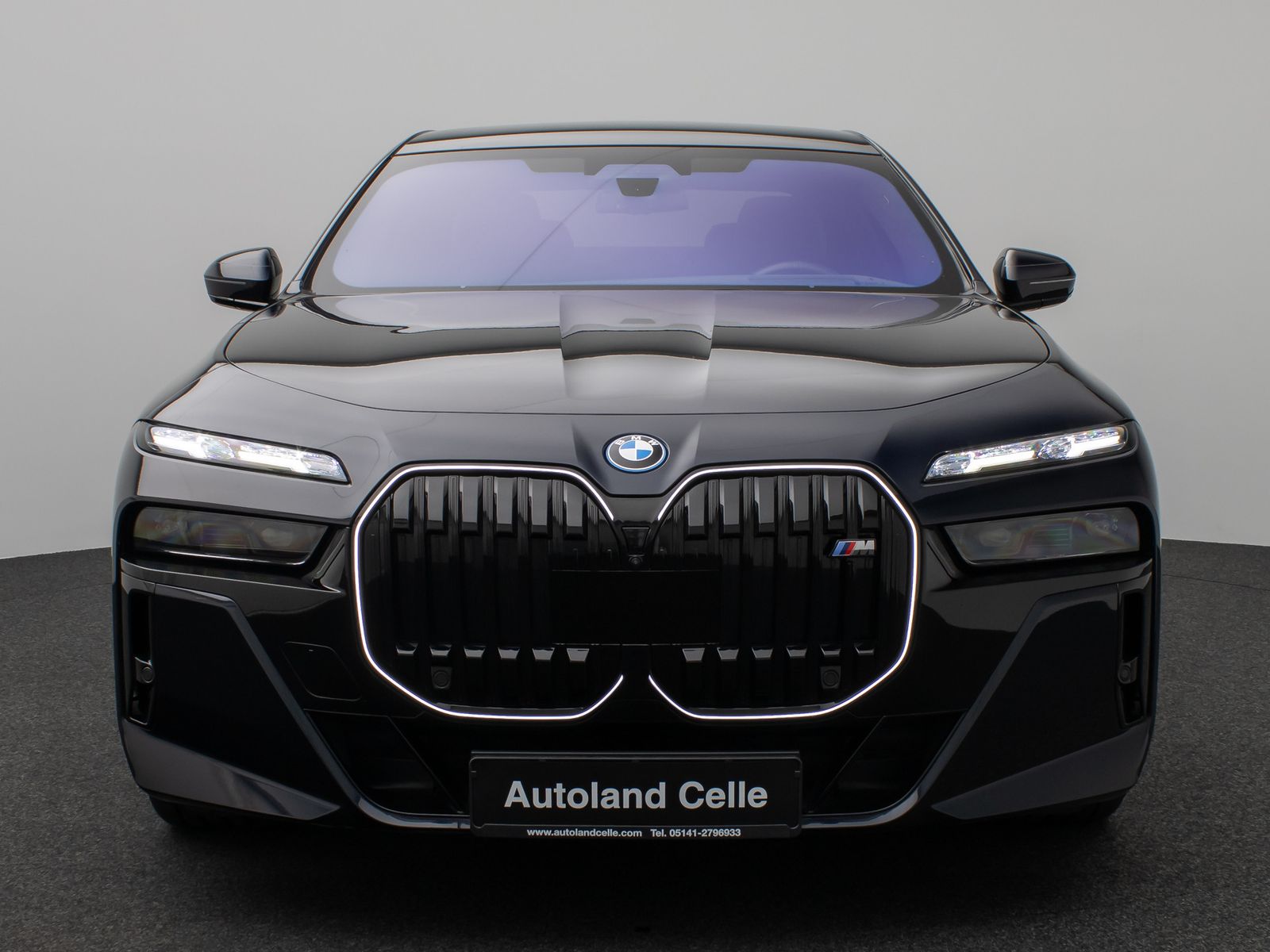 Fahrzeugabbildung BMW i7 xD60 M Sport 360°Pano B&W FondEnt SoftCL VOLL