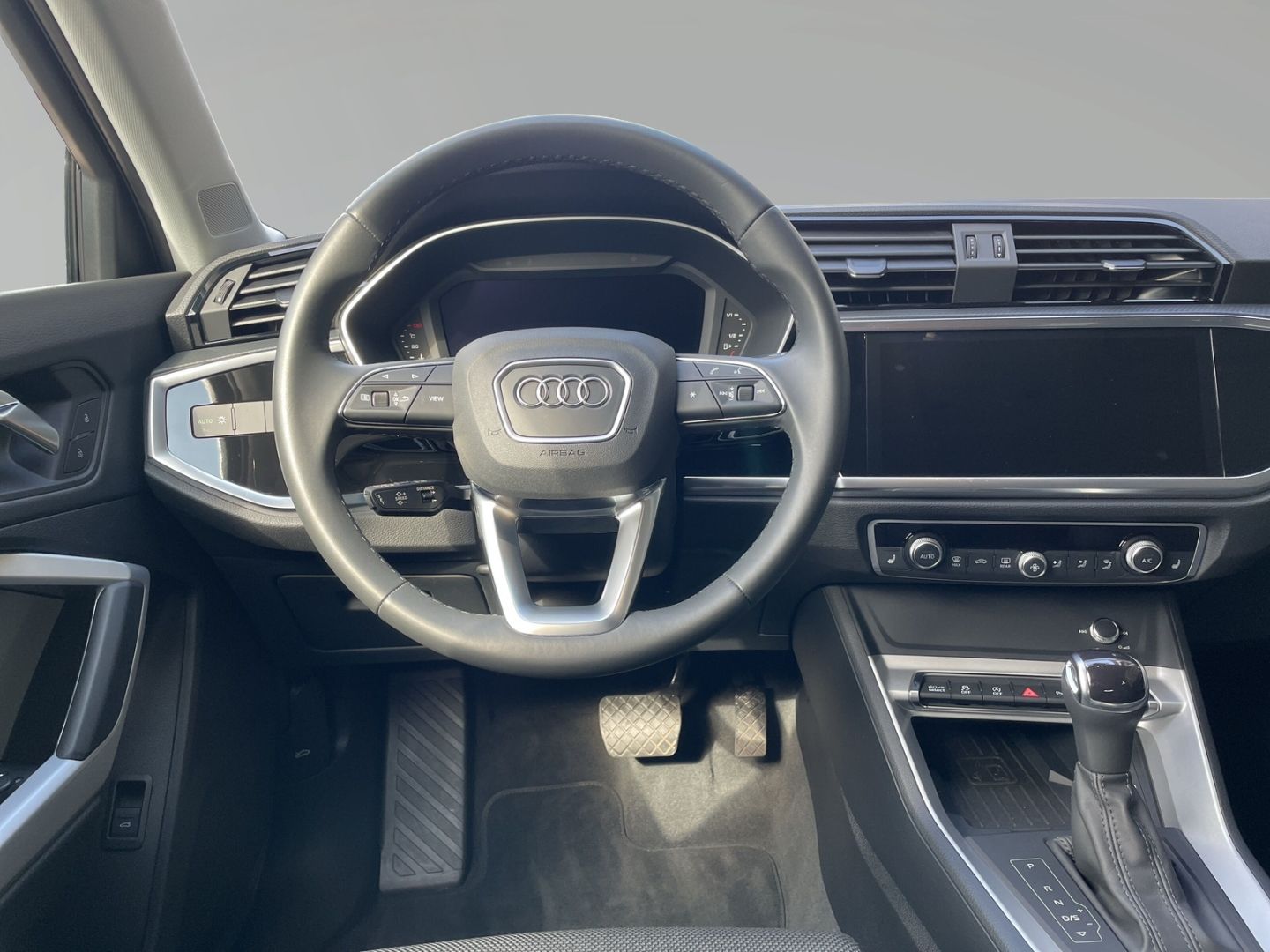 Audi Q3 - Bild 18