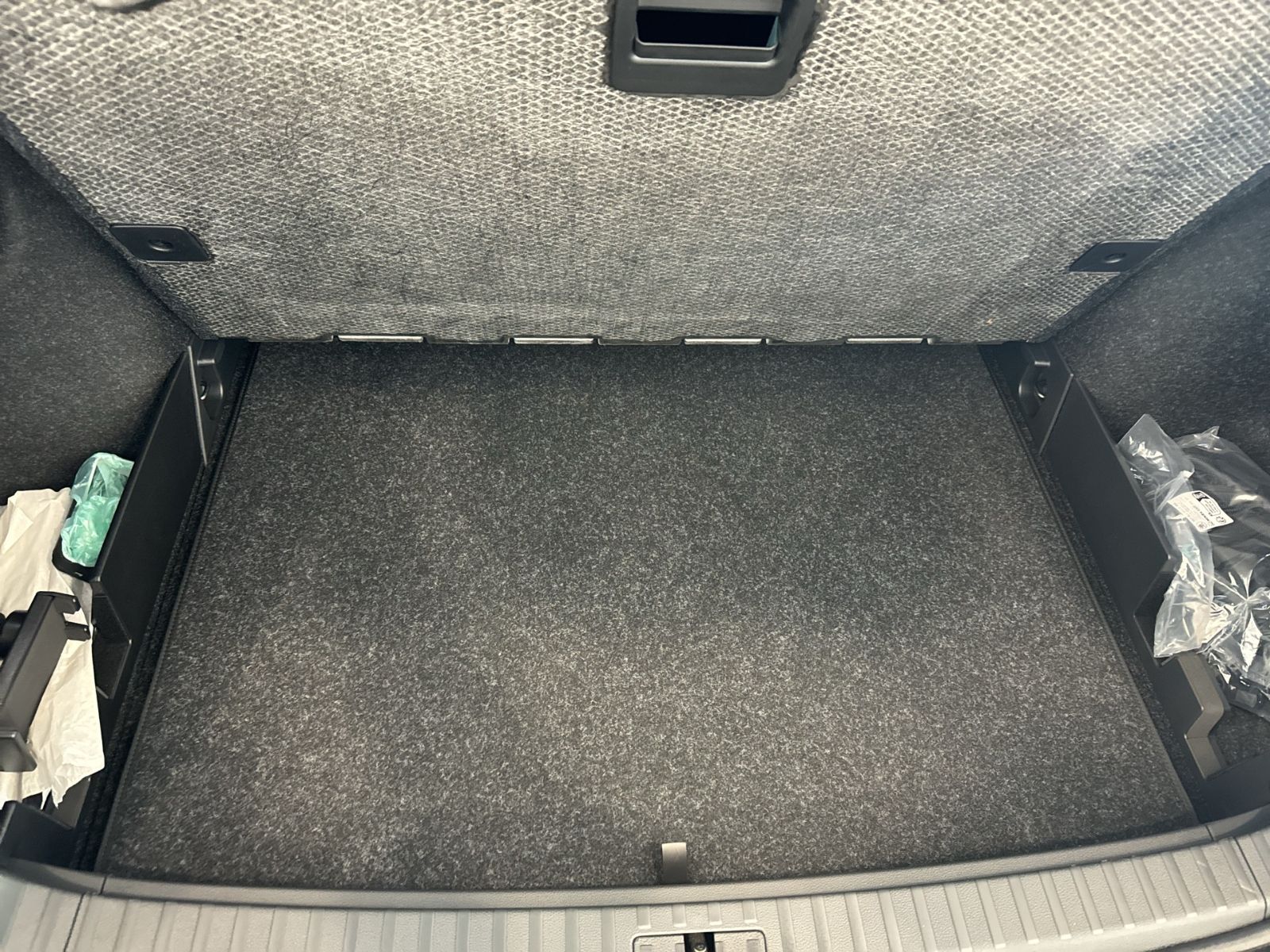 Octavia Combi Ultimate Schwarz 2.0 TDI, AHK, PAN