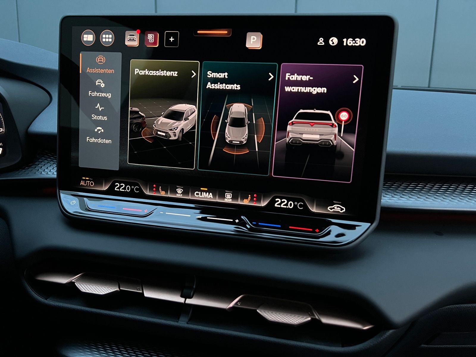 Fahrzeugabbildung CUPRA Terramar VZ 2.0 TSI DSG 4Drive *Garantie, AHK, D