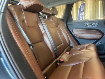 MYAUTOCENTER – Gebraucht- und Jahreswagen mit Werkstattservice in Pfaffenhofen Volvo XC 60 *Inscription*AHK*LED*Kamera*