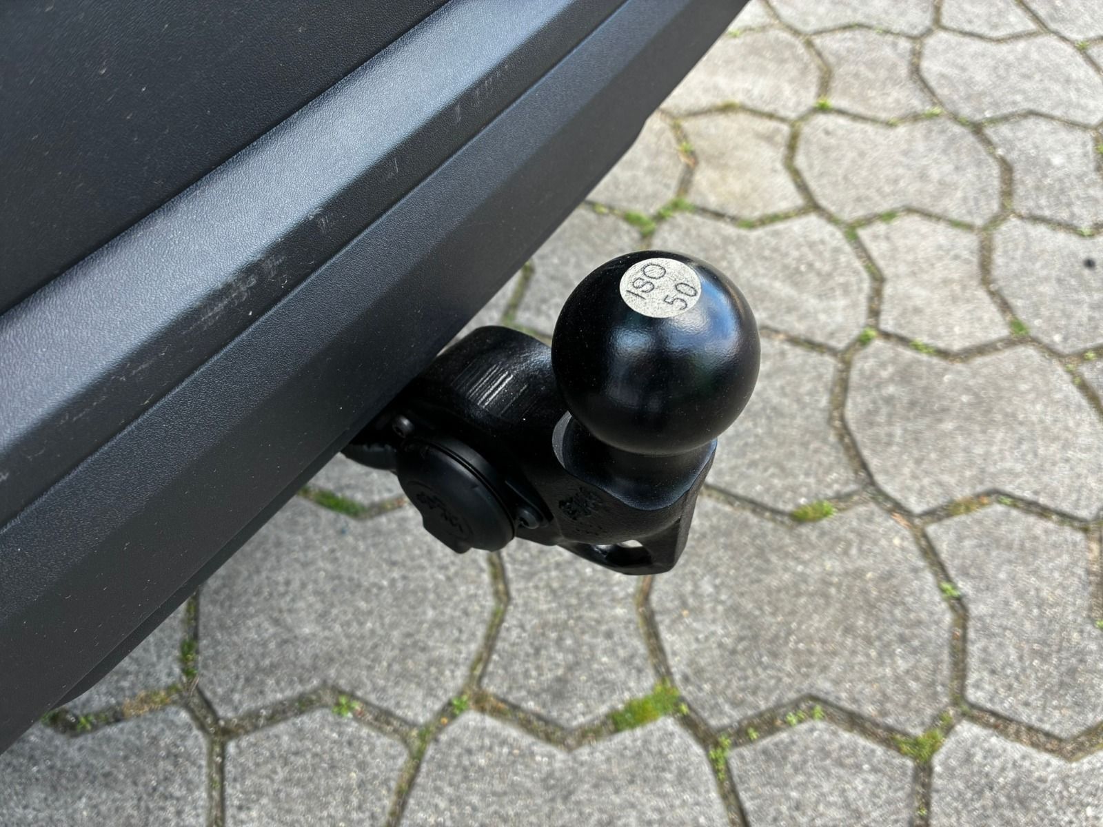 Fahrzeugabbildung SKODA Karoq 1.5 TSI DSG*AHK*RFK*ACC*eHeck