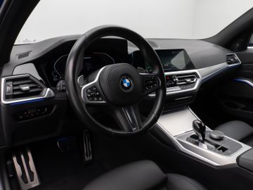 Fahrzeugabbildung BMW M340d xDr Tour M Sport ACC HUD Kamera 360°