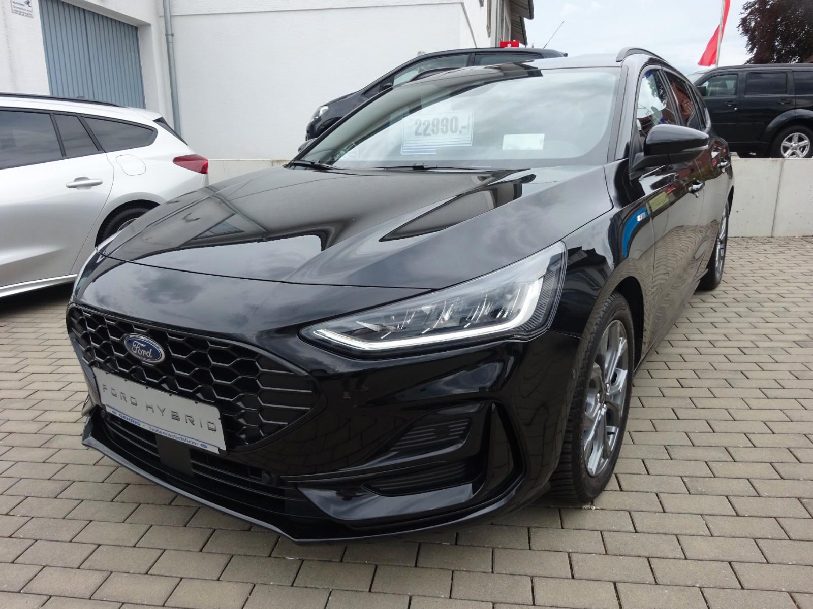Ford Focus Turnier ST-Line X Autom AHK iACC HuD