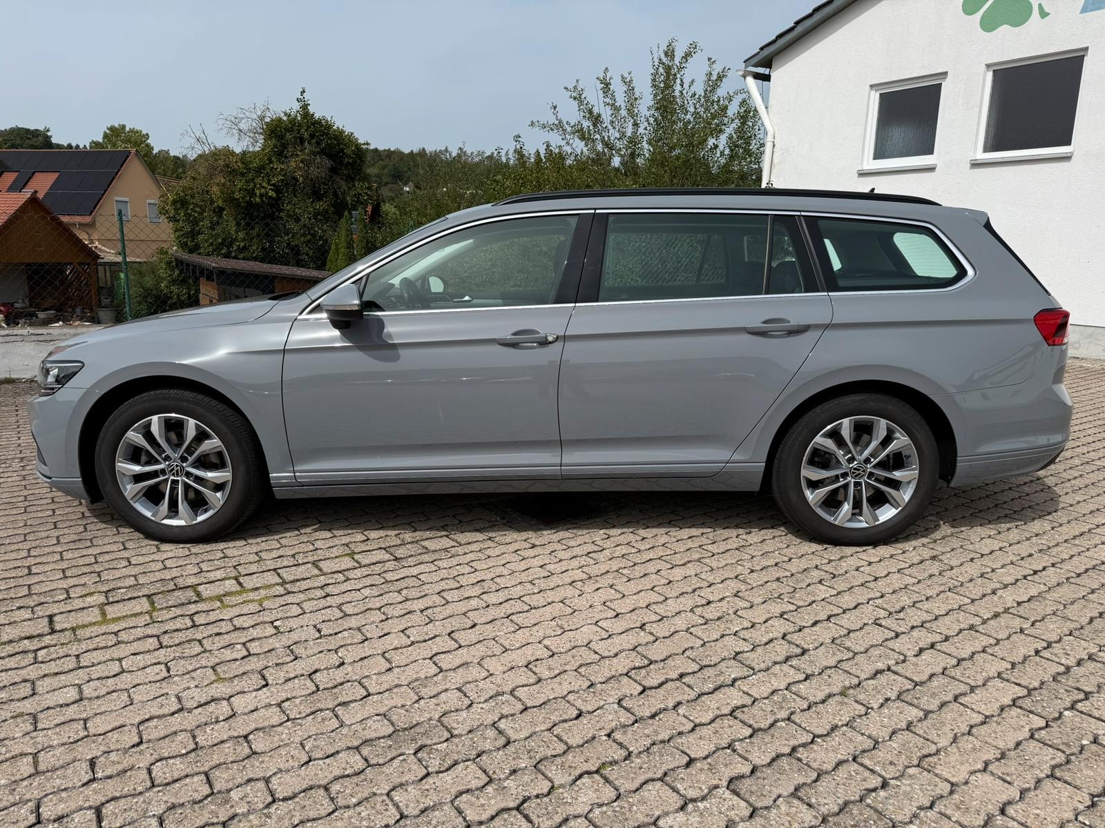 Volkswagen Passat Var. Business 2.0 TSI DSG AHK ACC APP NAV, миниатюра 9