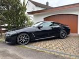 BMW 840i Coupé,  M Sportpaket, Winterkompletträder - schwarze BMW 840