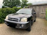 Hyundai Santa Fe - Hyundai SANTA FE aus 2004: Geländewagen