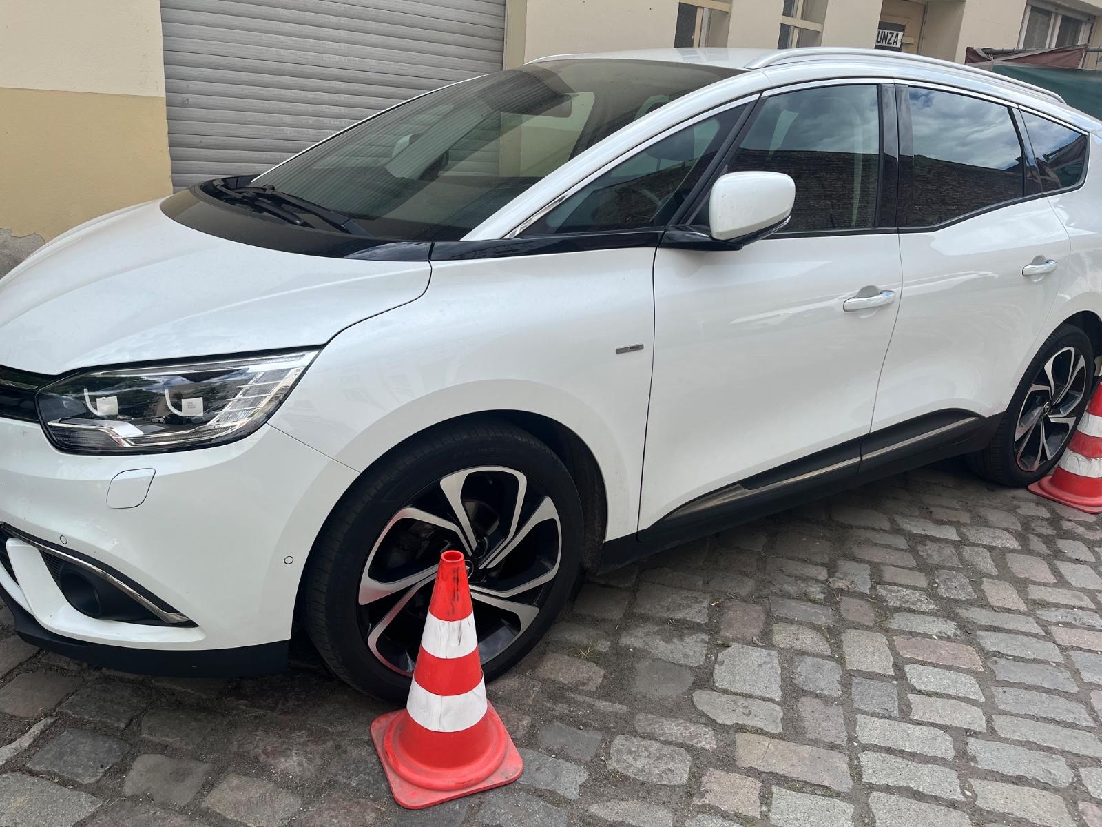 Renault Scenic IV Grand BOSE Edition