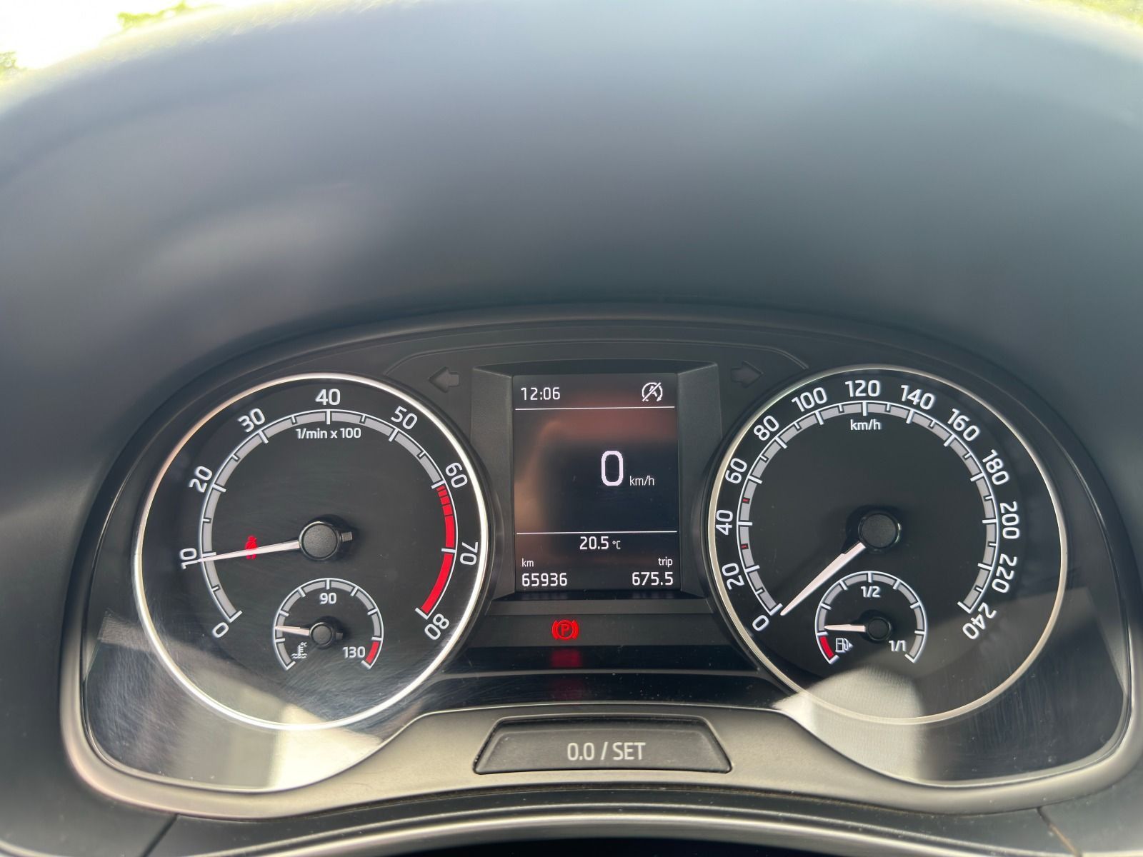 Fahrzeugabbildung SKODA Fabia Combi 110PS 6-Gang*RFk*LED*PDC*SmartLink