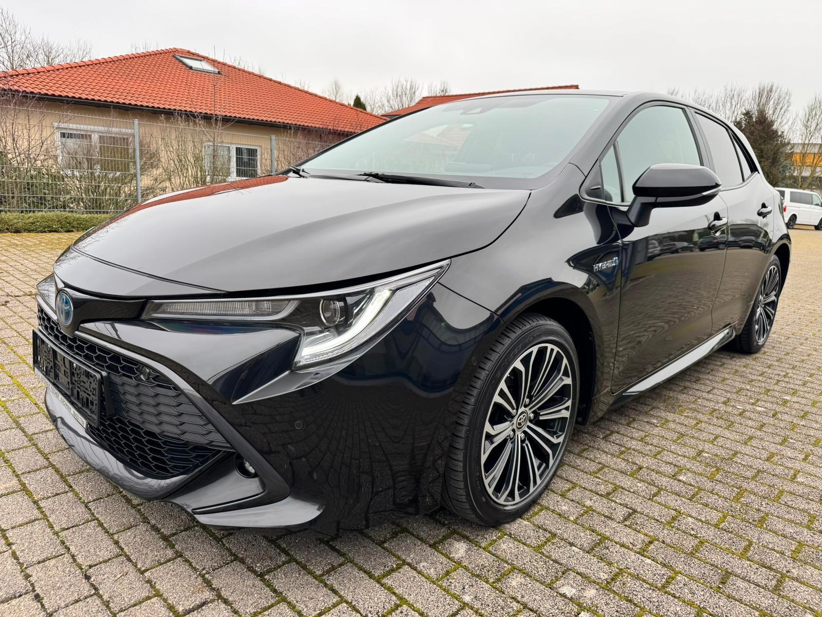 Toyota COROLLA 1.8 HYBRID TEAM D AHK KAM LR. HZ. ACC