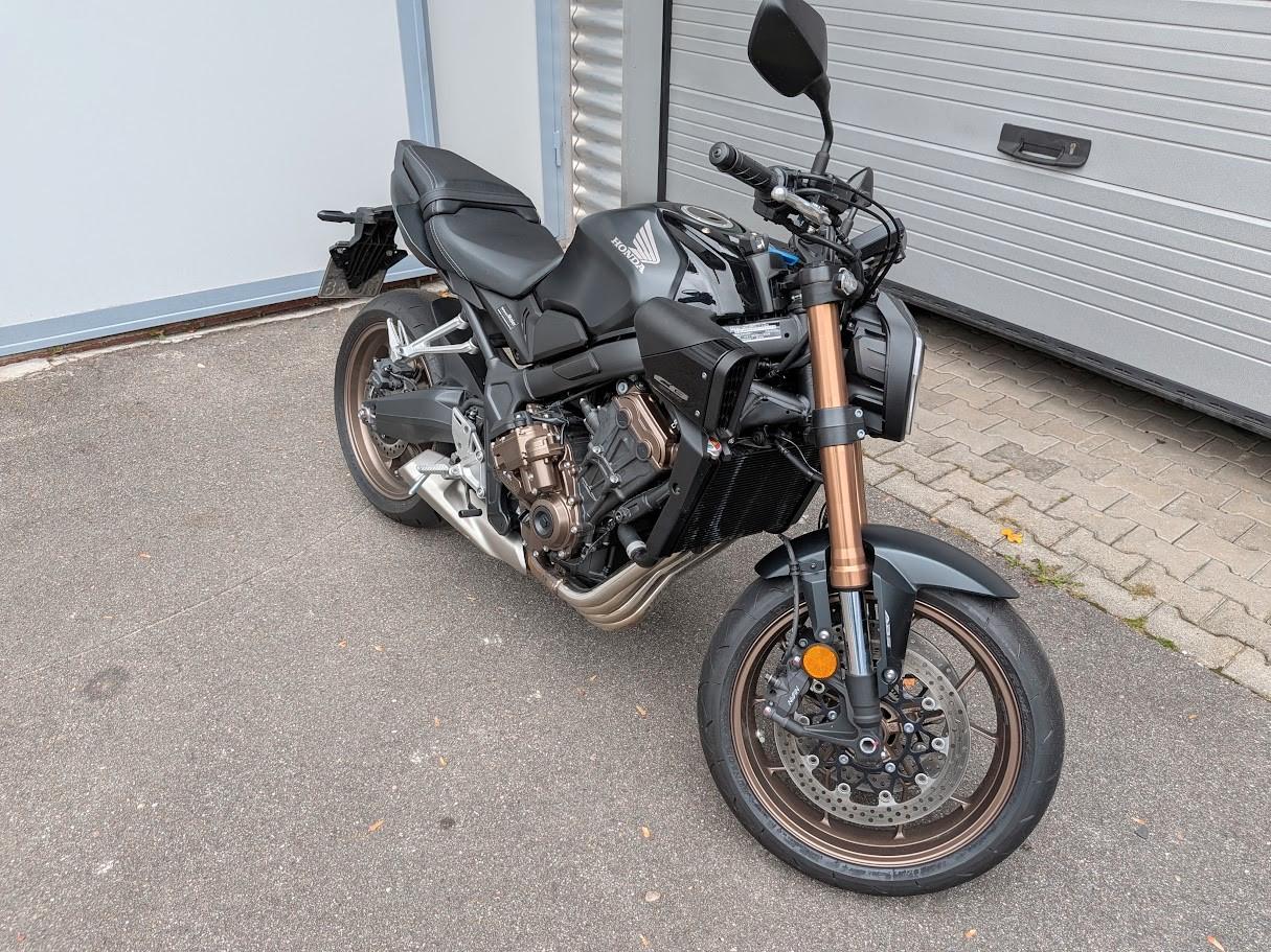 Honda CB 650 R E-Clutch