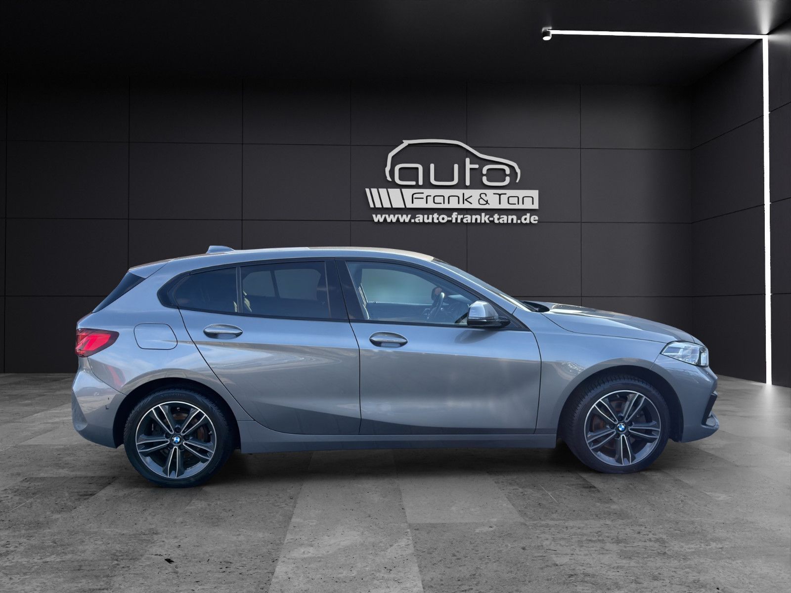 Fahrzeugabbildung BMW 116 i Sport Line/Winter Paket/Performance/Tempo