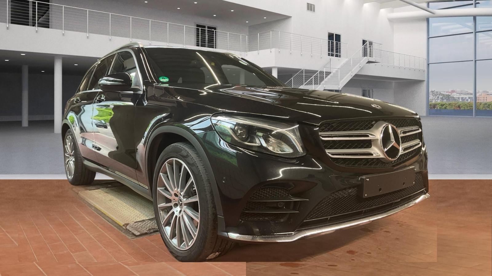 Mercedes-Benz GLC 250 4M AMG Navi/Pano/LED/Kamer/CarPlay