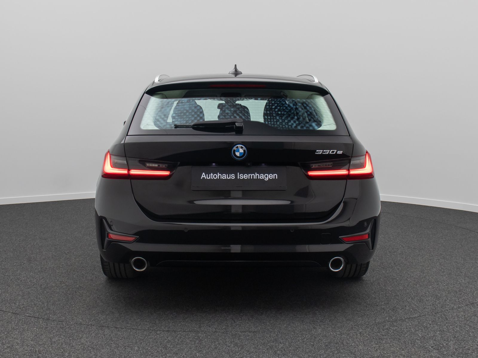 Fahrzeugabbildung BMW 330e Sport Line 360°Alarm HUD DAB HiFi Fernlicht