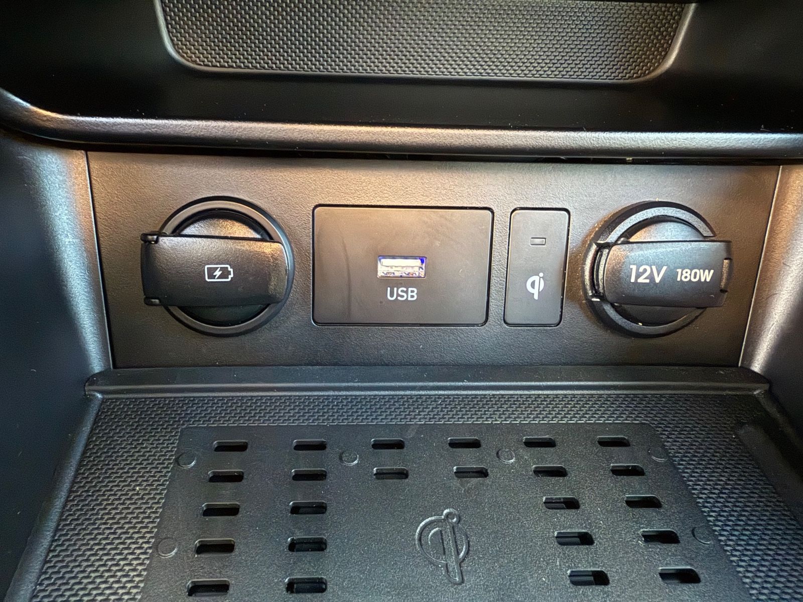 Fahrzeugabbildung Hyundai Kona Trend Hybrid Navi Sitzheizung